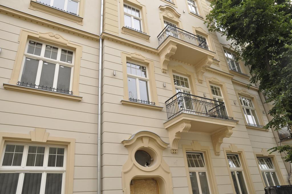 Apartamenty Alicja Cracovia Exterior foto